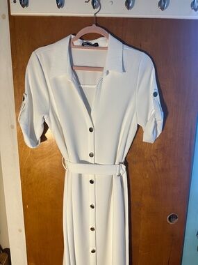Zara Classic White Button-Front Shirt Dress with Belt